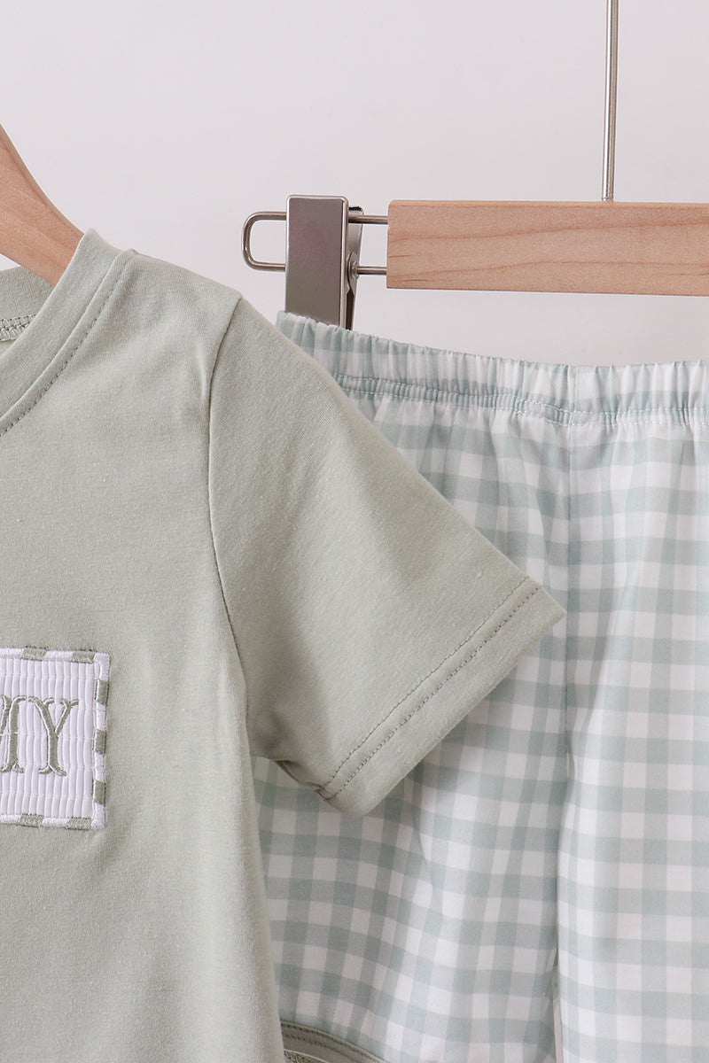 Green I love MOMMY smocked gingham shorts set