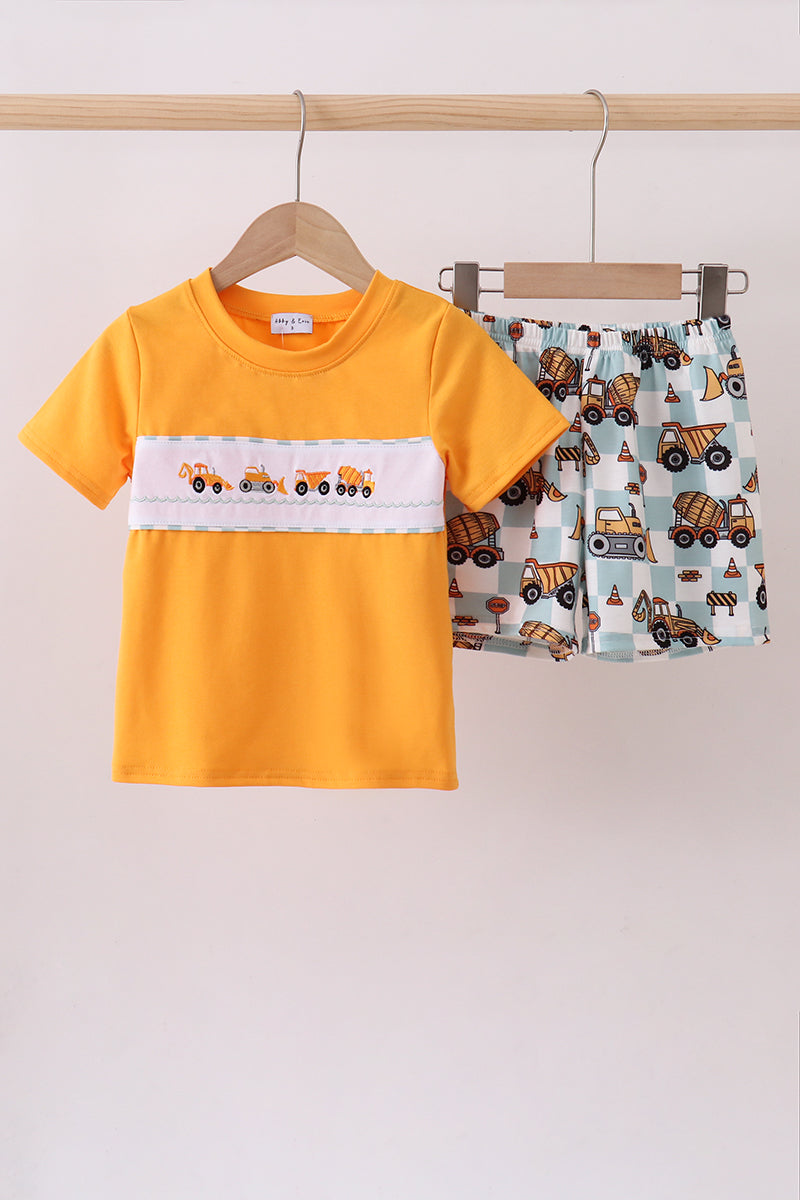 Construction vehicle embroidery shorts set